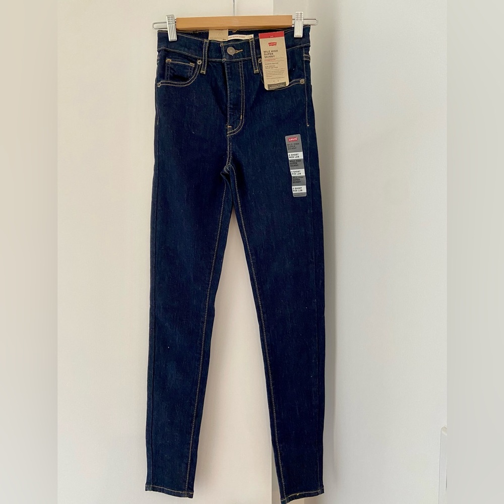 NWT LEVI’S Womens Mile High Super Skinny Jeans Size 25